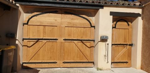 Portail Châtaignier et Porte Entrée Cour Intérieure-Atelier dubois menuiserie aubenas